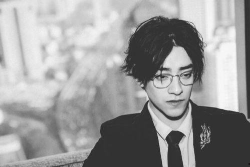 木鱼圈内爆料郑云龙,木鱼圈爆料背后的精彩人生